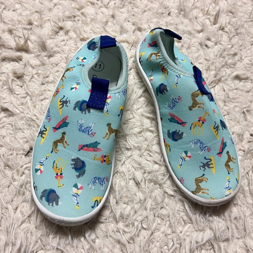 Cat & Jack Kids water shoes- 11K